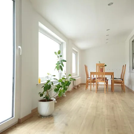 Apartman In Messenaehe *