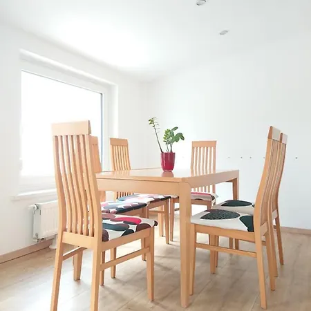 Apartman In Messenaehe *